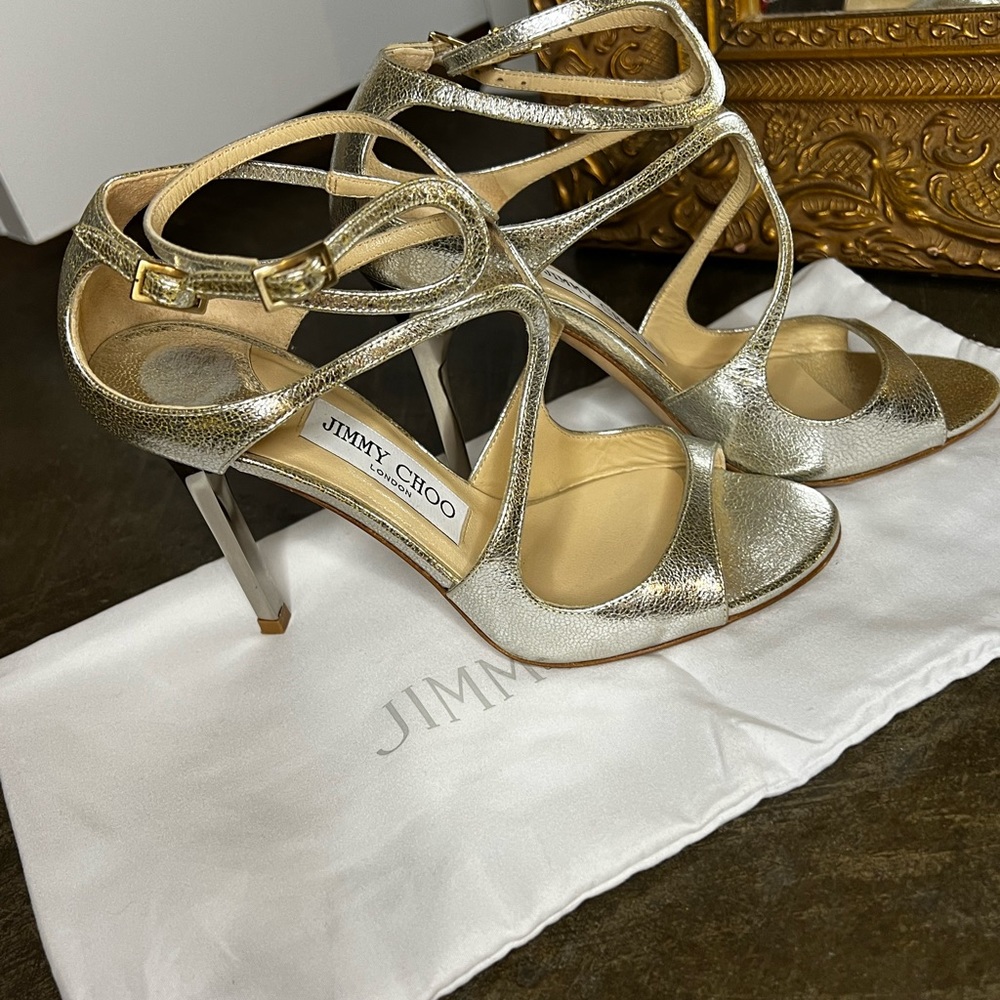 Jimmy Choo - Picture 3 of 6